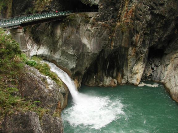 Taroko Gorge, Taiwan: Baiyang Falls