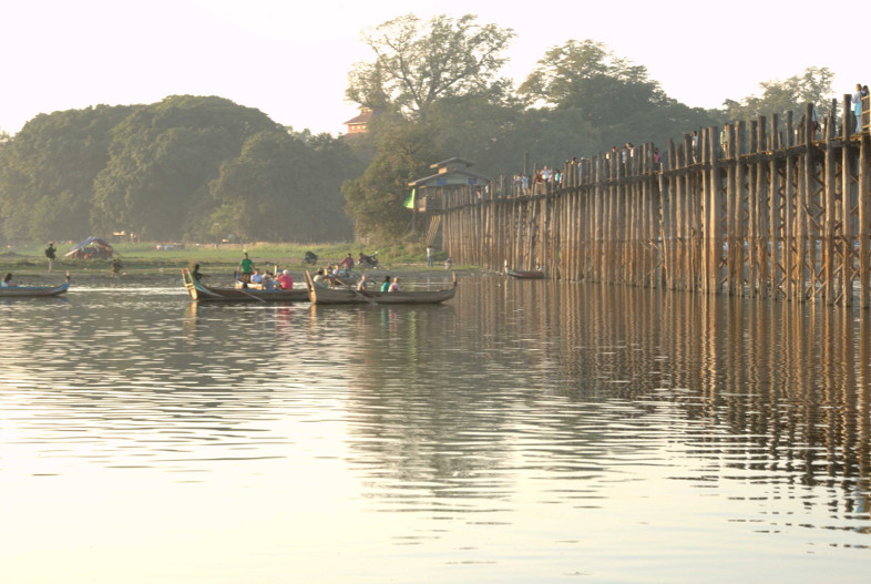 Mandalay, Myanmar: U Bain bridge