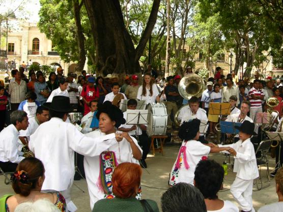 Oaxaca, Mexico: Dancers in the Zocalo