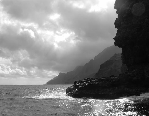 Kauai, Hawaii: Na Pali Coast in black and white