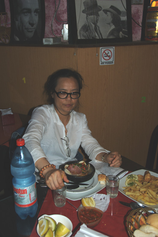 Valparaiso: Lunch in the Market