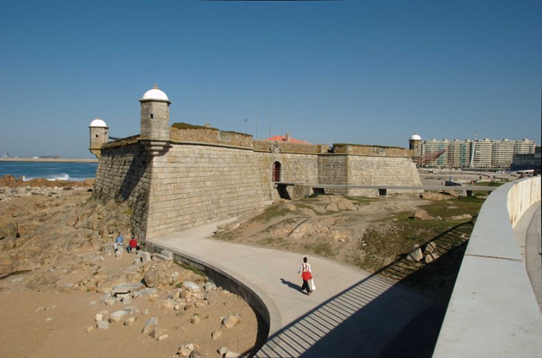 Porto: Joje Castle and Beach