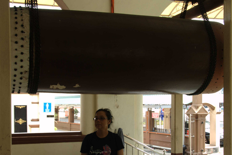 Kota Bharu, Malaysia: Islamic prayer drum
