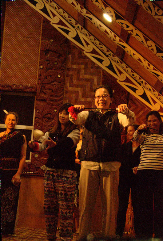 Te Puia, New Zealand: Barbara Jumps In
