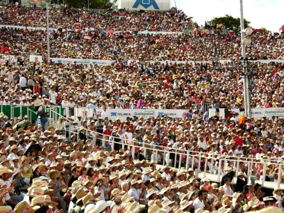 Oaxaca, Mexico: Guelaguetza 2005