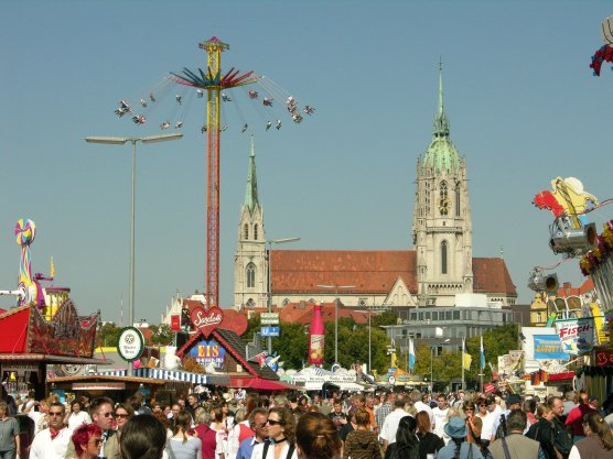 Theresienwiese Midway at Weisn